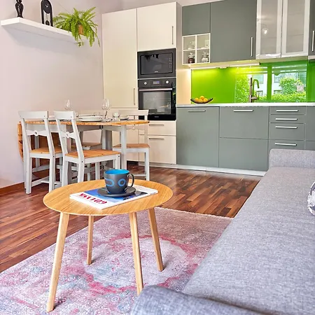 Nadmorski Dwor 14 - Plaza 1km, Parking, Sauna, Fitness Apartment