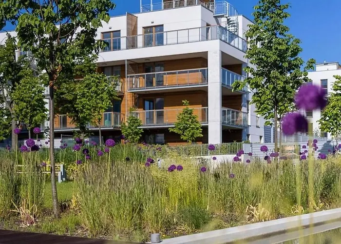 Nadmorski Dwor 14 - Plaza 1km, Parking, Sauna, Fitness Apartment